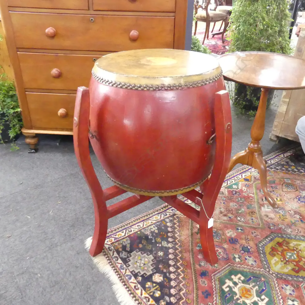 VINTAGE RED LACQUERED ORIENTAL DRUM ON STAND H.780 / 520mm dia Image 1++