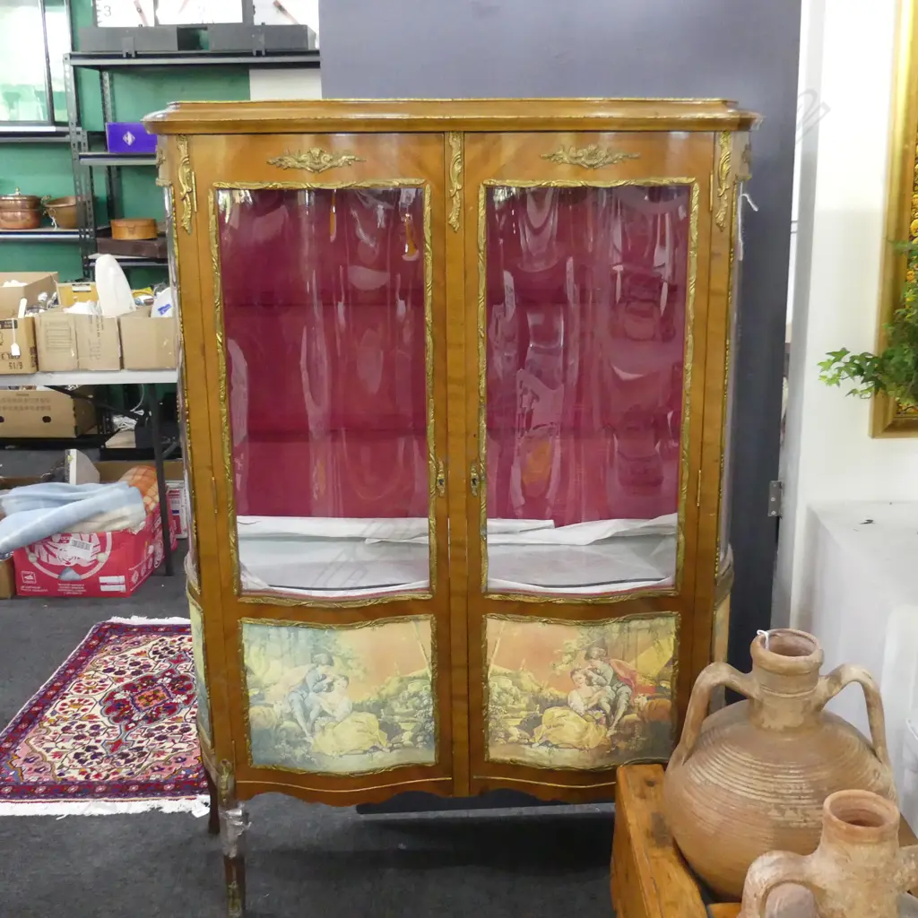 FRENCH STYLE VITRINE Image 1++
