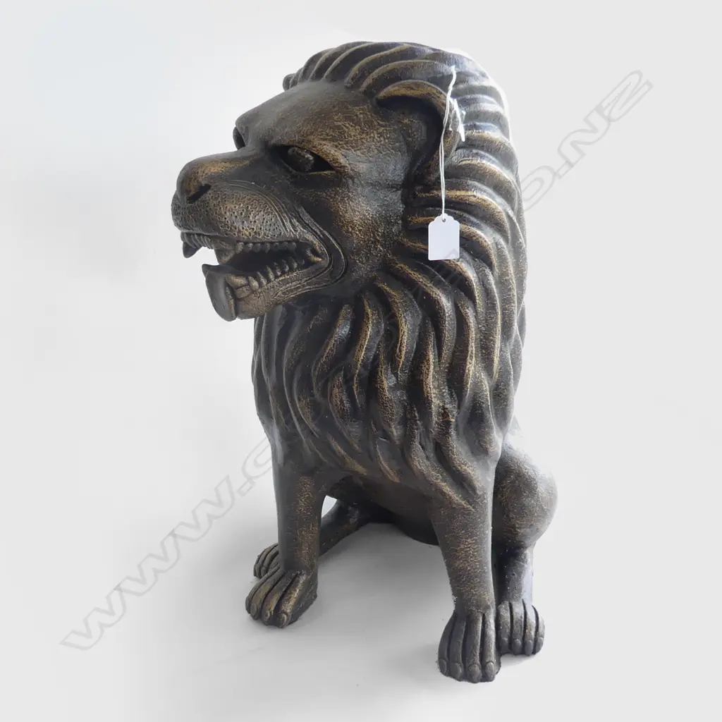 LGE PAINTED CERAMIC LION H.550mm Image 1++