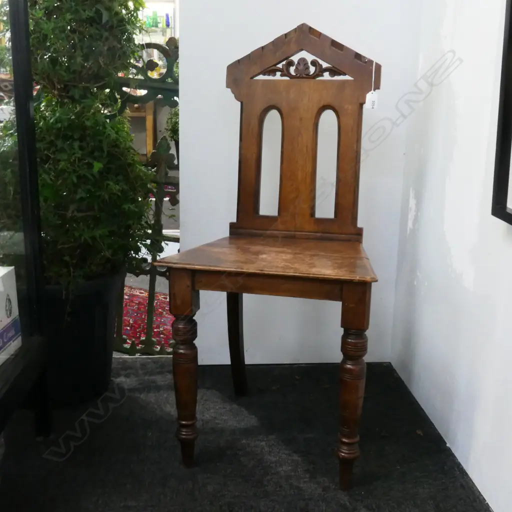 ANTIQUE HALL CHAIR H.880mm Image 1++