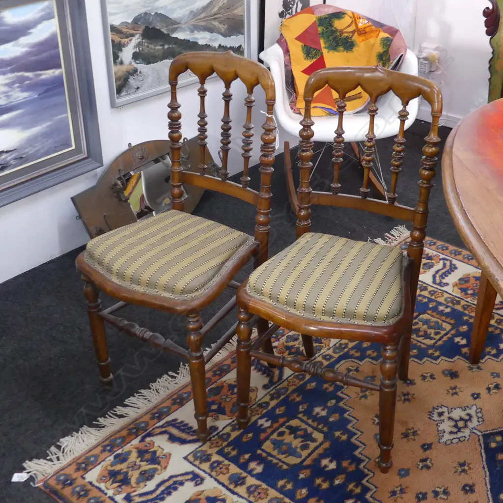 PR VINTAGE REGENCY STYLE SPINDLE BACK CHAIRS Image 1++