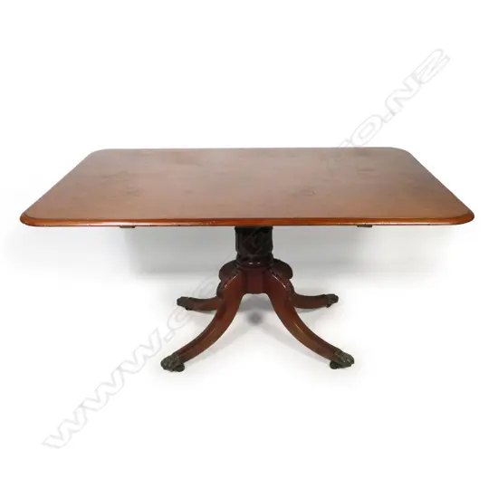 A Georgian mahogany tilt-top breakfast table,
