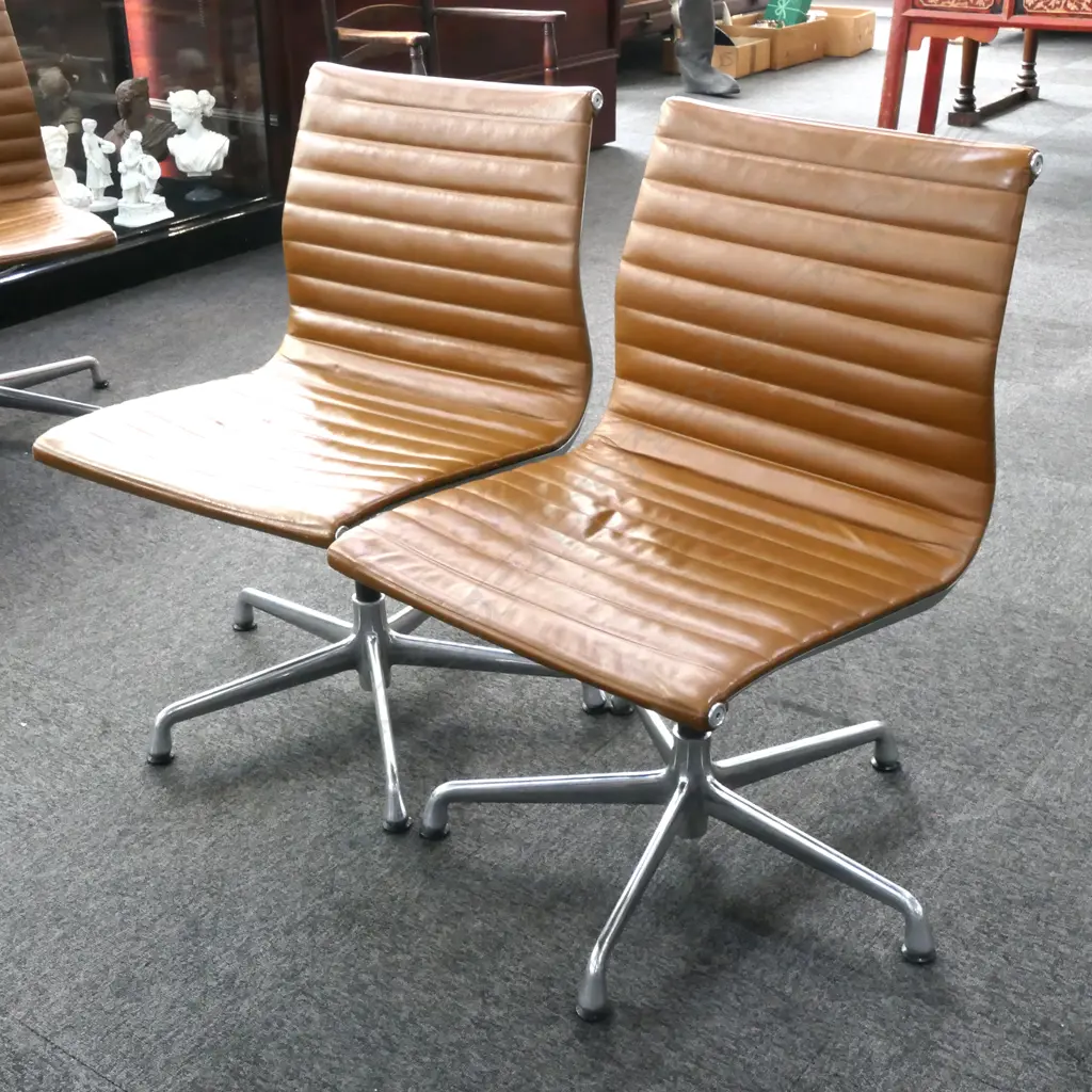 PR EAMES TAN LEATHER CONFERENCE CHAIRS EA330 265 Image 1++