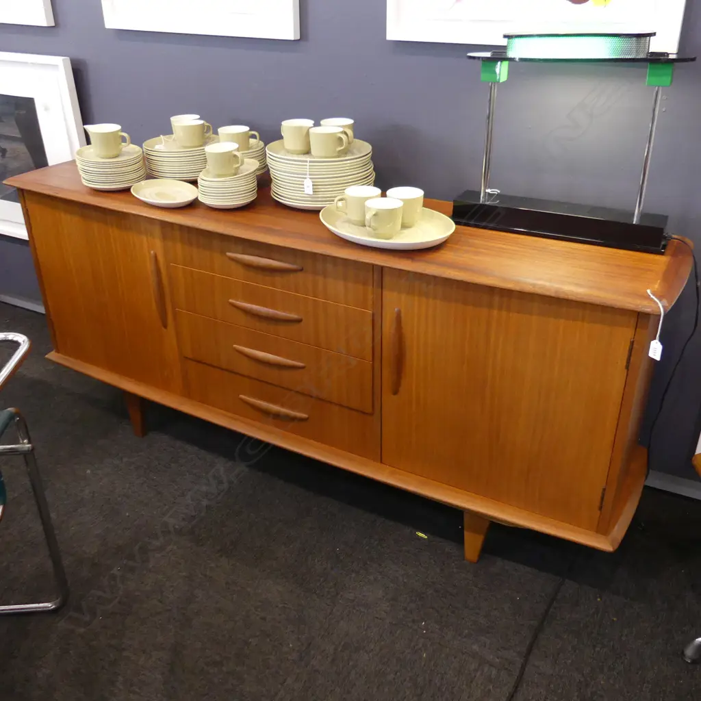 RETRO / MID CENTURY STYLE SEPELE MAHOGANY & VENEER SIDE BOARD 1800 x 410 x 810mm Image 1++