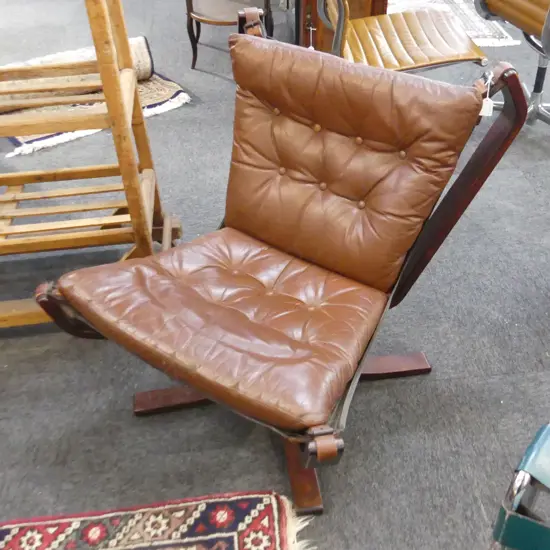 VINTAGE FALCON CHAIR BY SIGURD RESSELL