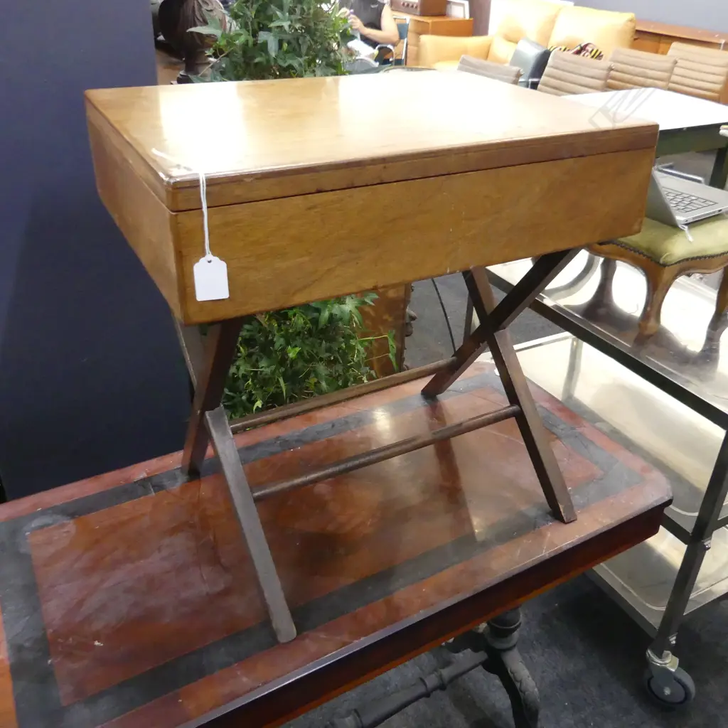 SMALL SEWING TABLE + ASST. CONTENTS W.480mm Image 1++