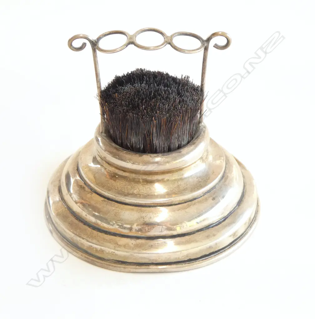 An uncommon boar's bristle and sterling silver nib wipe, Image 1++