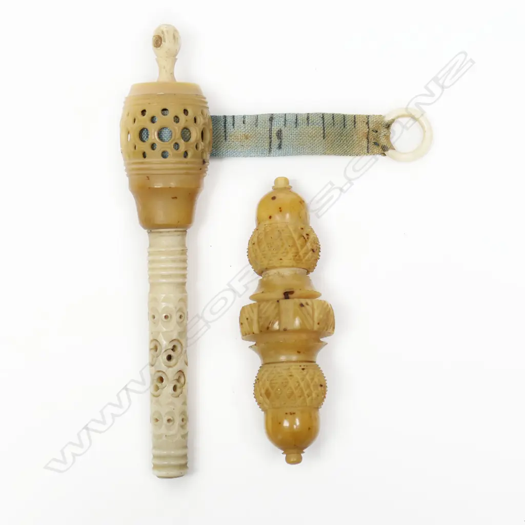 A Stanhope (Rotorua, NZ) ribbon tape measure and a needle case, Image 1++