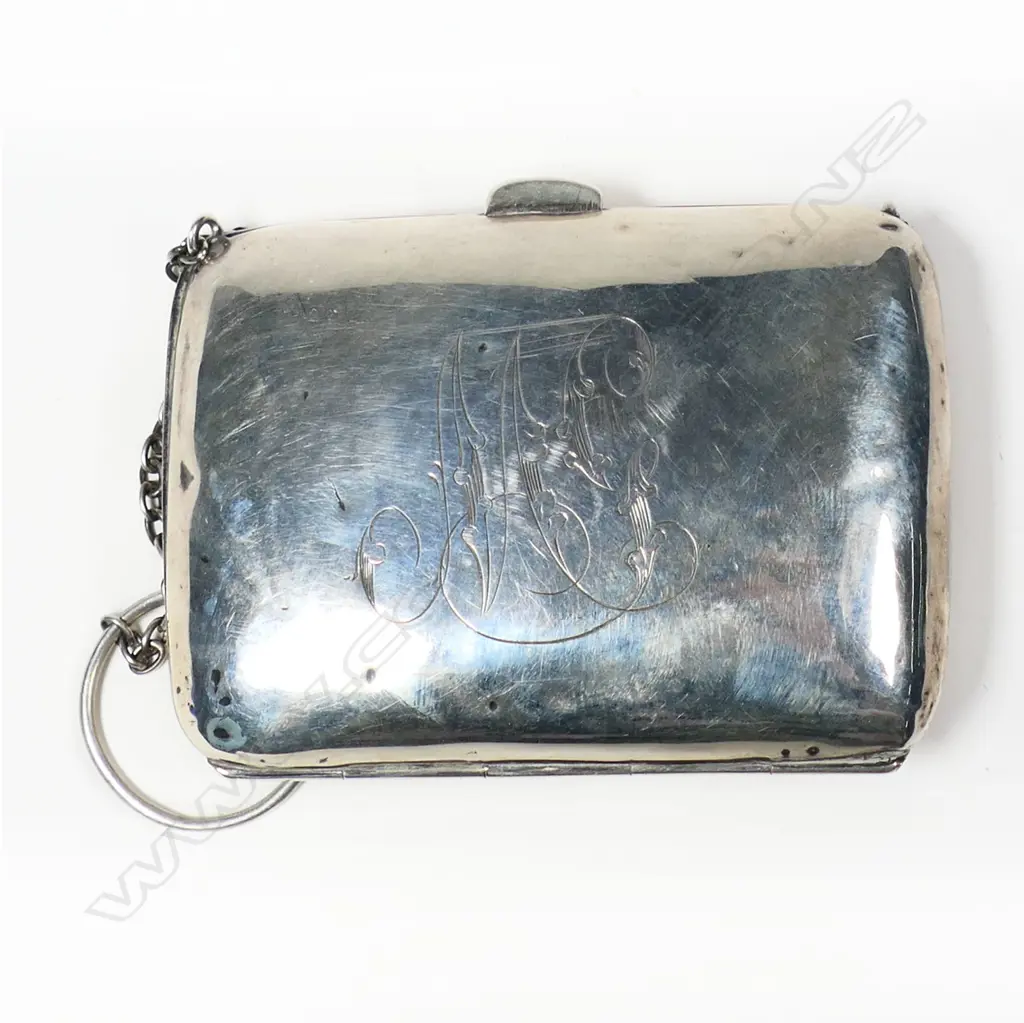 A small Edwardian finger purse, embossed with Reynolds's Angels, Birmingham 1908, swollen rectangular shape, fitted blue silk bellows lining. Total 65gm Image 1++