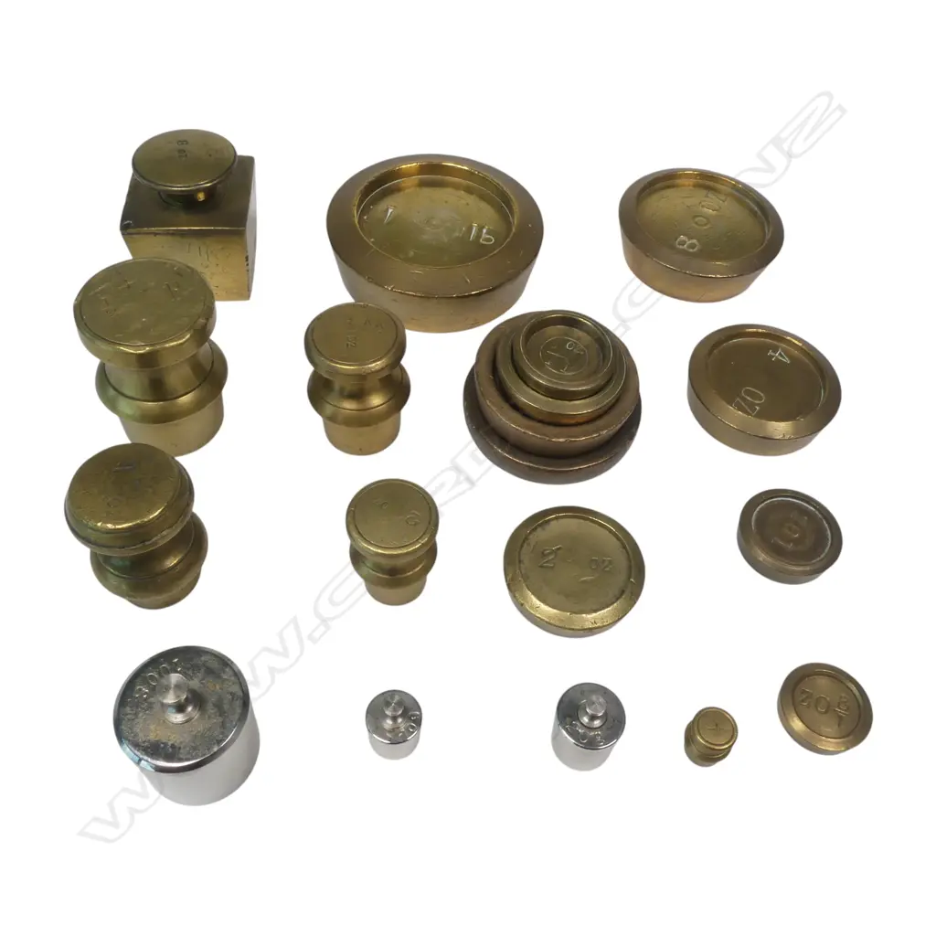 Miscellaneous cylinder weights, pan weights 1/2oz - 1lb and others. Image 1++