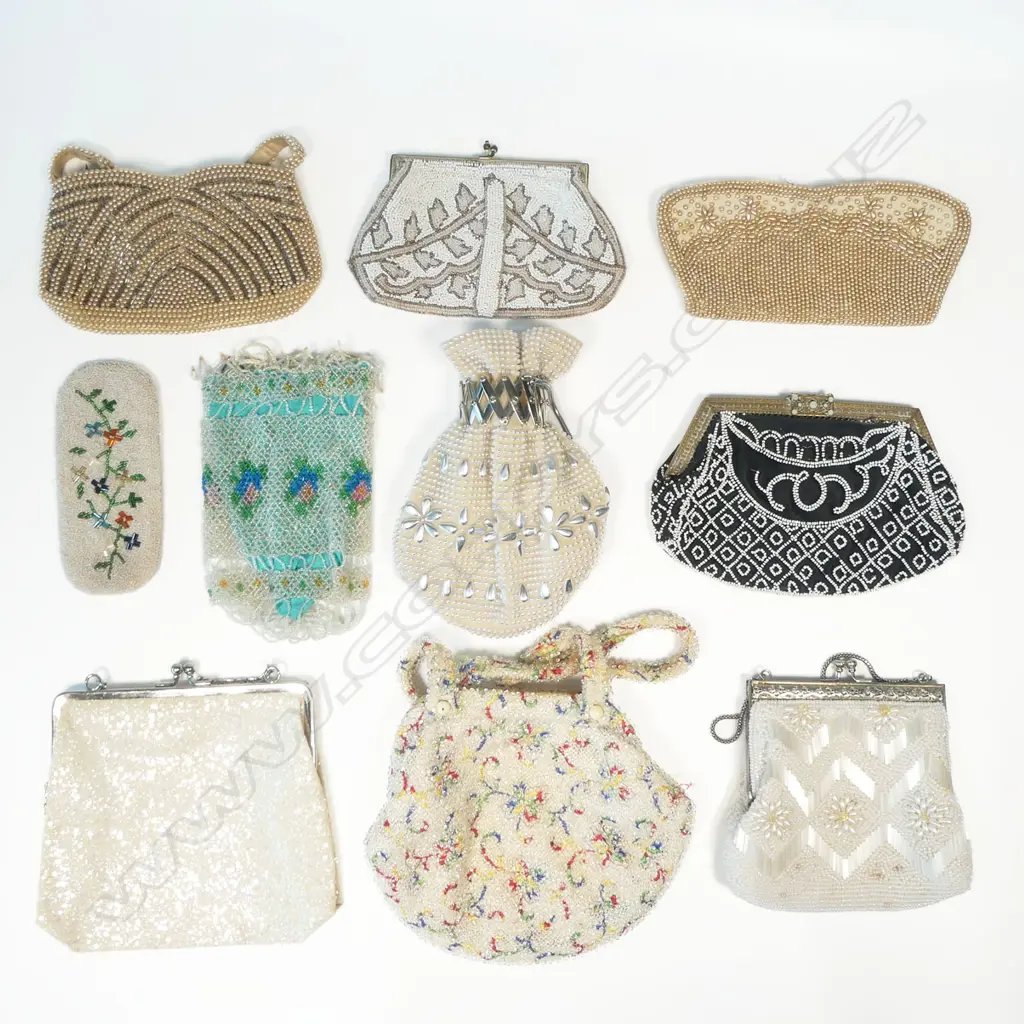 A selection of ten various purses. Image 1++
