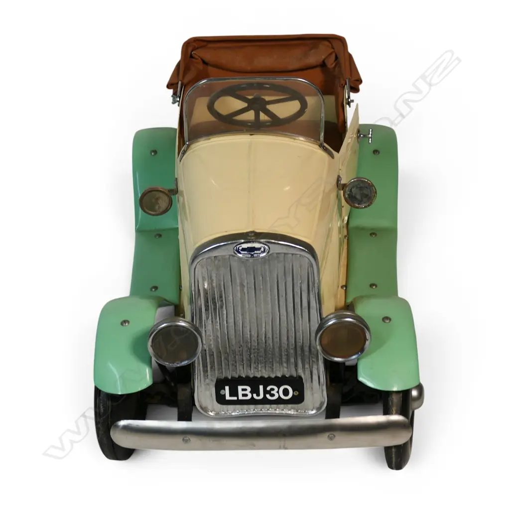 1930's child's Chevrolet pedal car Image 1++