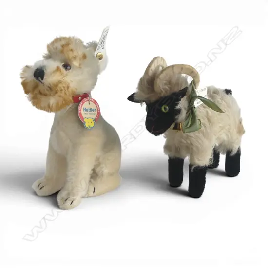 Two soft toy tagged Steiff animals,