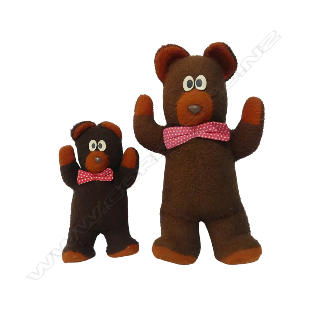 Two vintage untagged soft toy New Zealand Cookie Bear's, Image 1++