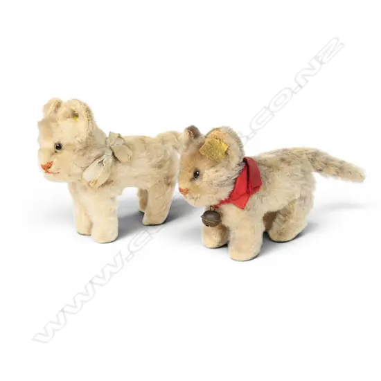 Two vintage soft toy tagged Steiff cats,