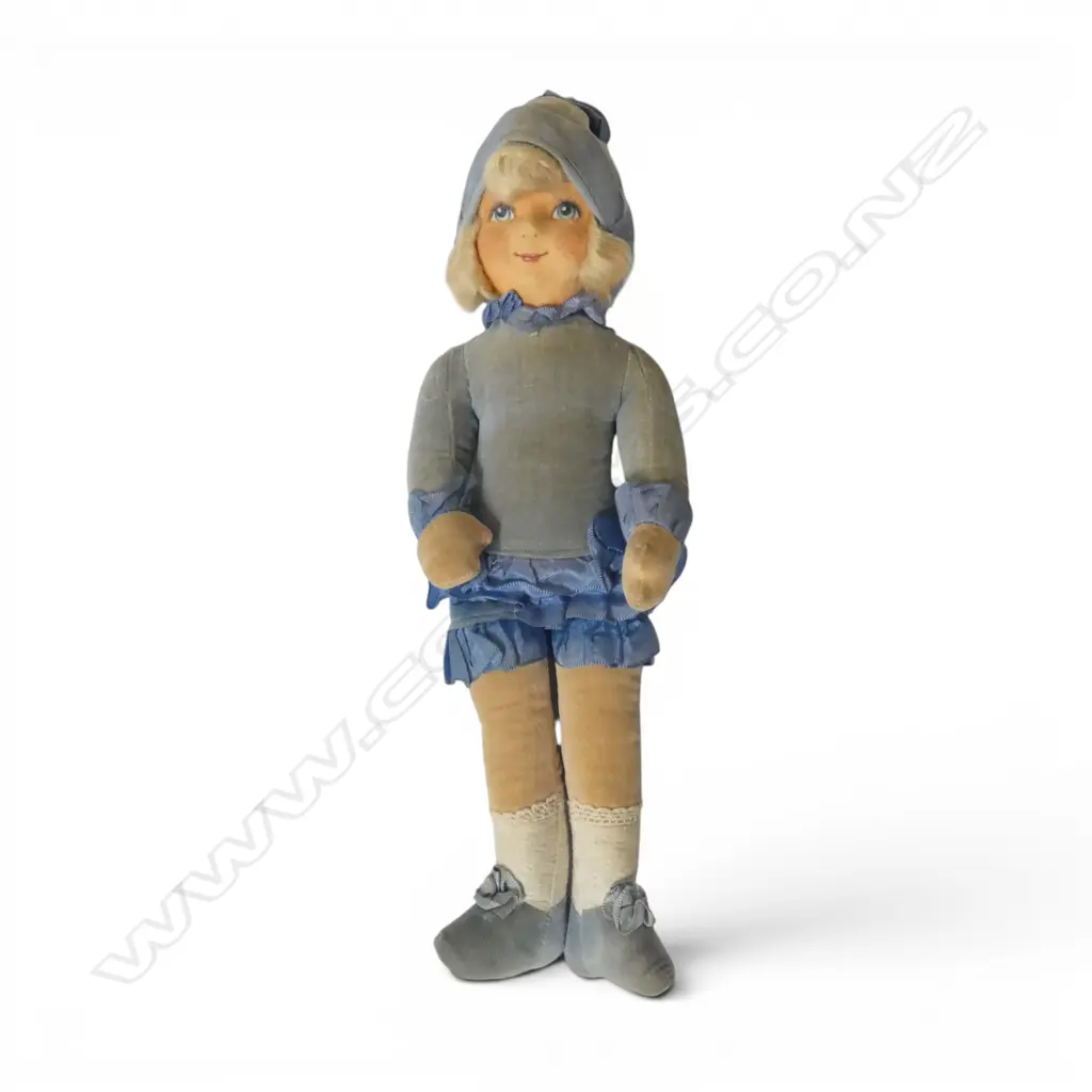 Vintage 'Dean's Rag Book Co. Ltd.' felt doll, Image 1++