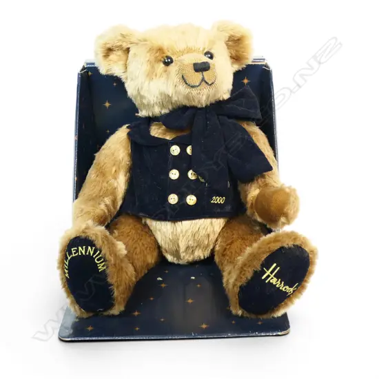 Harrods modern antique style large 'Millennium Bear',