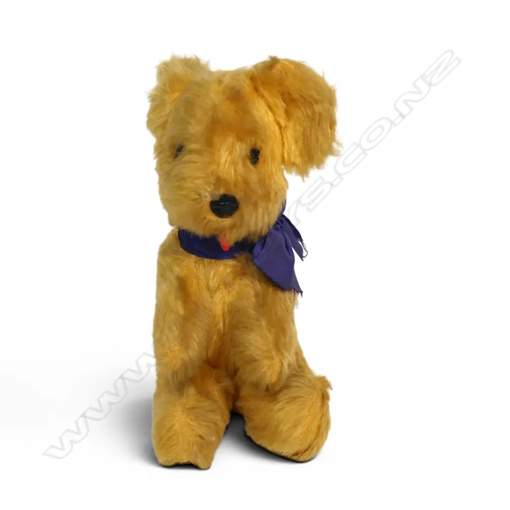 Vintage Pedigree tagged mohair seated dog, Image 1++