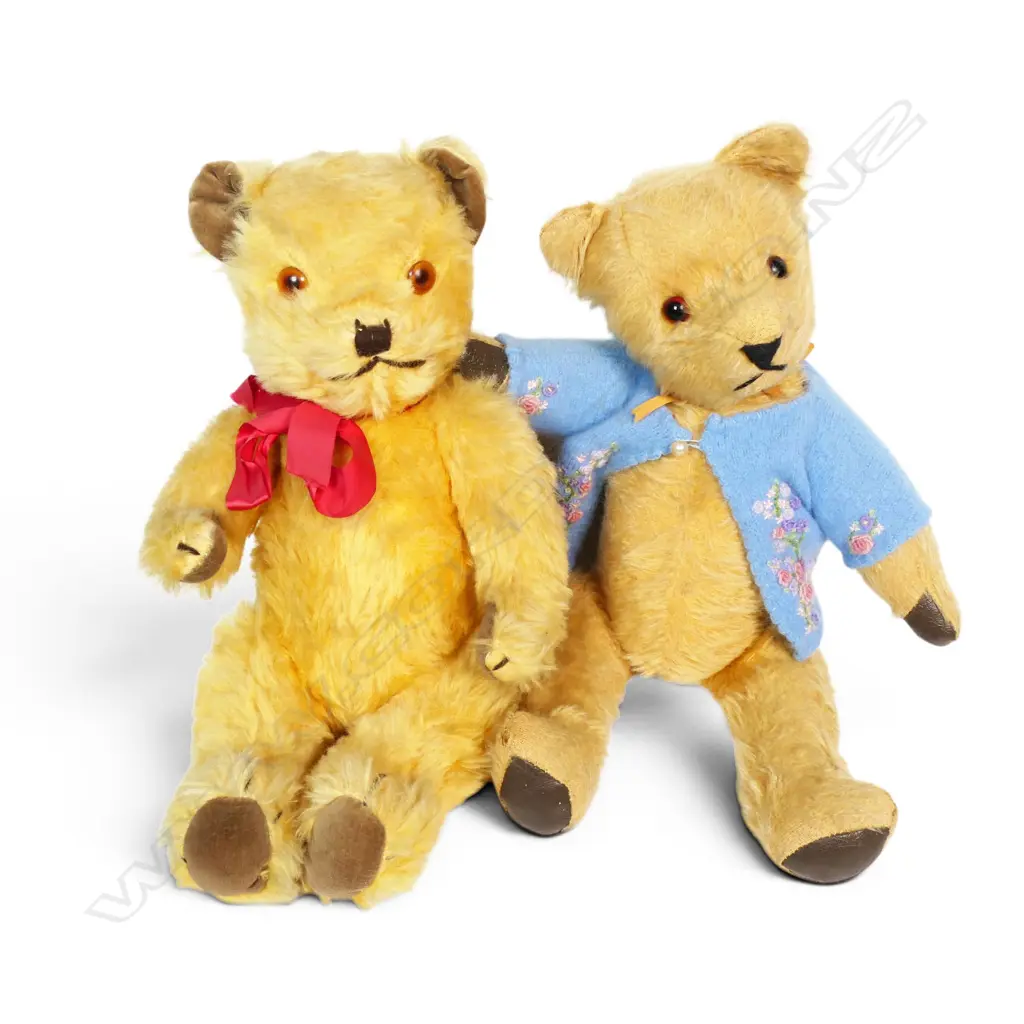 Two vintage golden mohair teddy bears, Image 1++