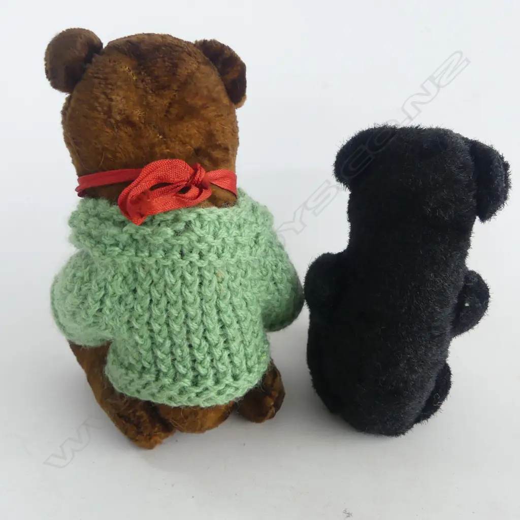 Two vintage teddy bears, Image 1++