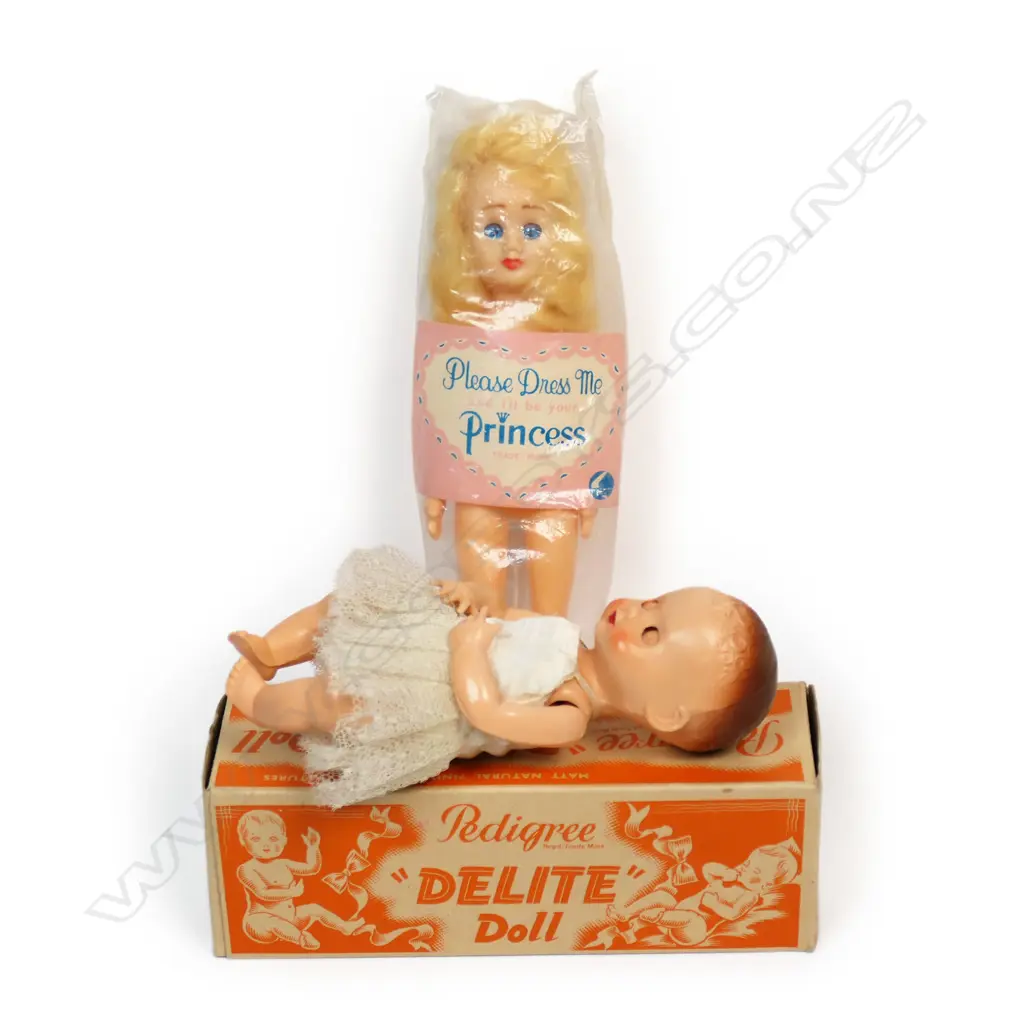 Two vintage dolls c.1950s, Image 1++
