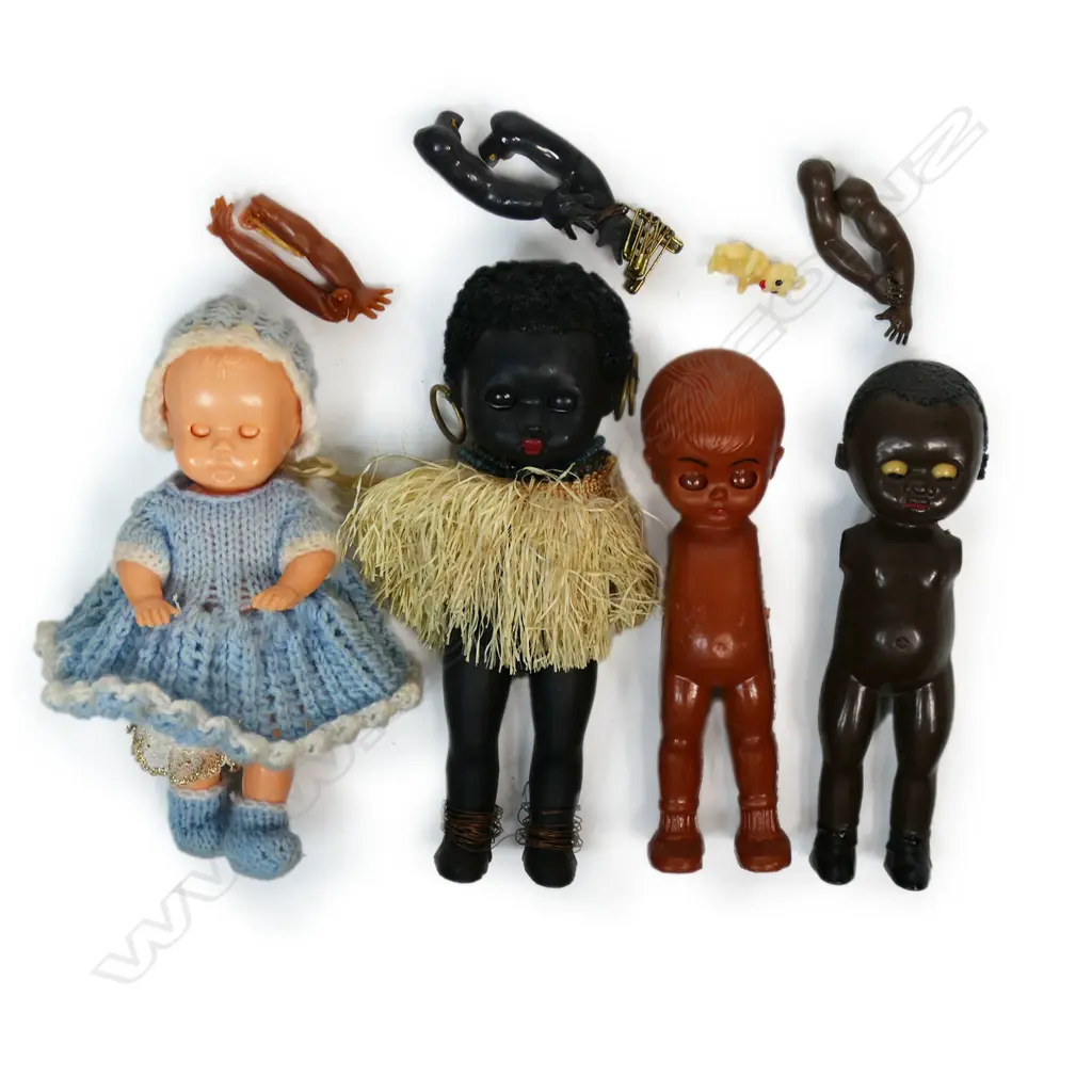 Four small vintage 1950s dolls, Image 1++