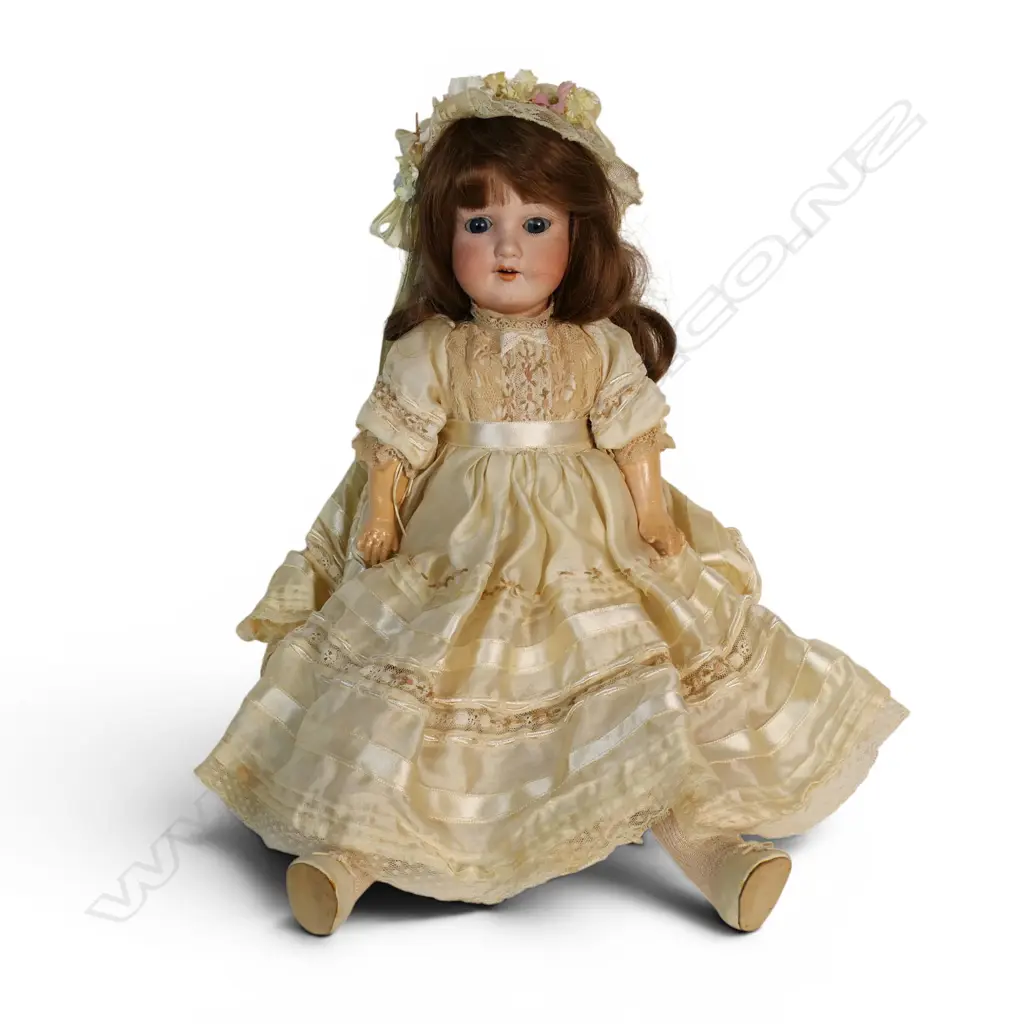 16 inch China Armand Marseille German sleepy doll, Image 1++