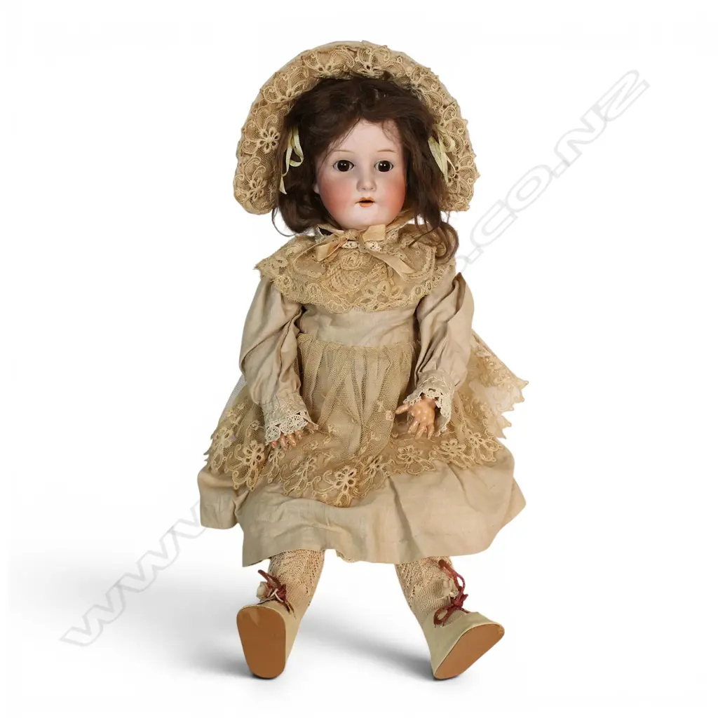 20 inch Heubach Koppelsdorf German sleepy doll, Image 1++