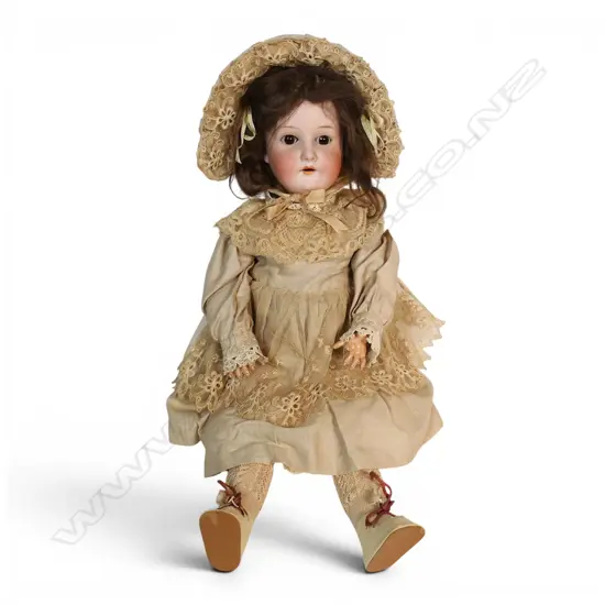 20 inch Heubach Koppelsdorf German sleepy doll,