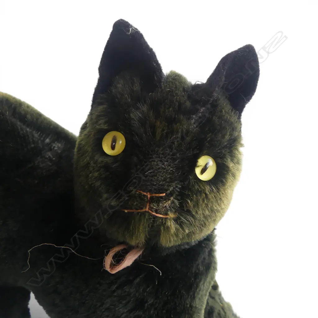 A vintage plush large scary cat, Image 1++
