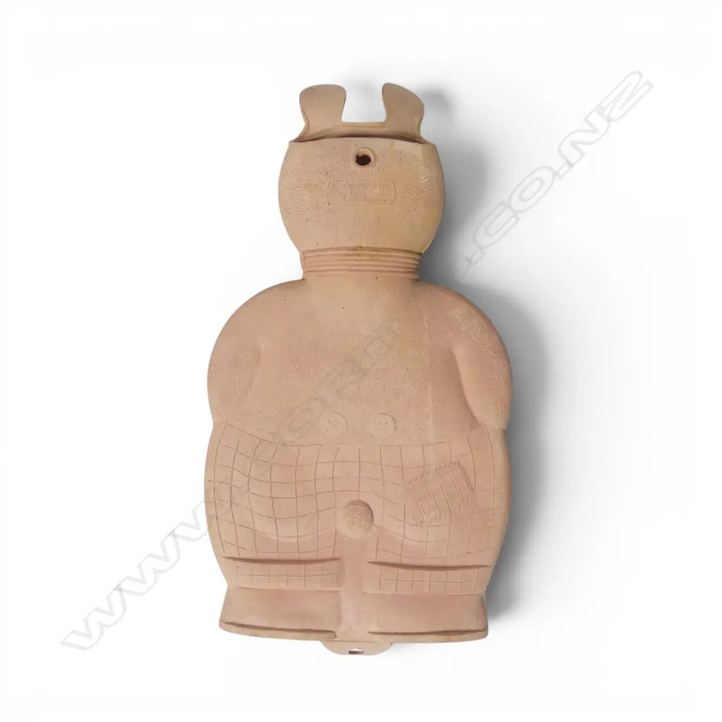 Vintage rubber rabbit hot water bottle with lid, Image 1++