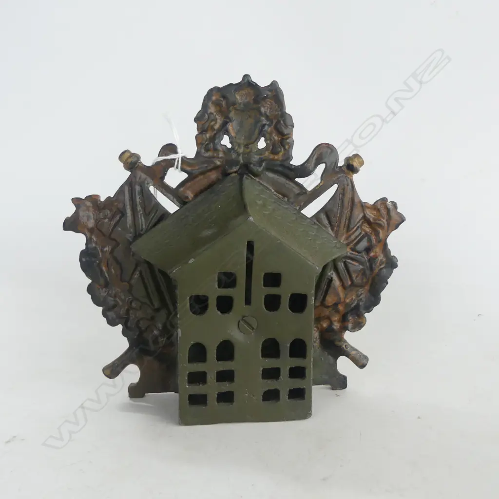 Antique cast iron 'Coronation Bank' money box, Image 1++