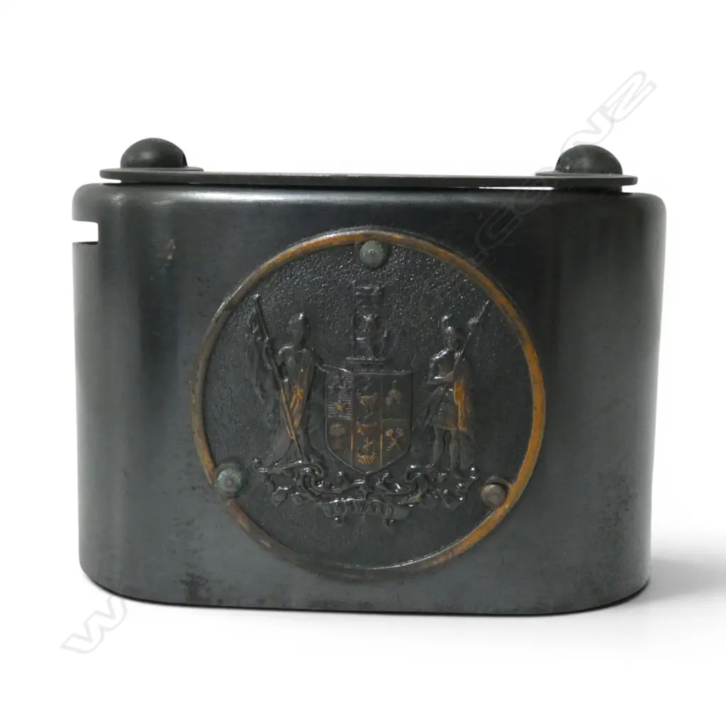 Vintage NZ Post Office Savings Bank money box, Image 1++