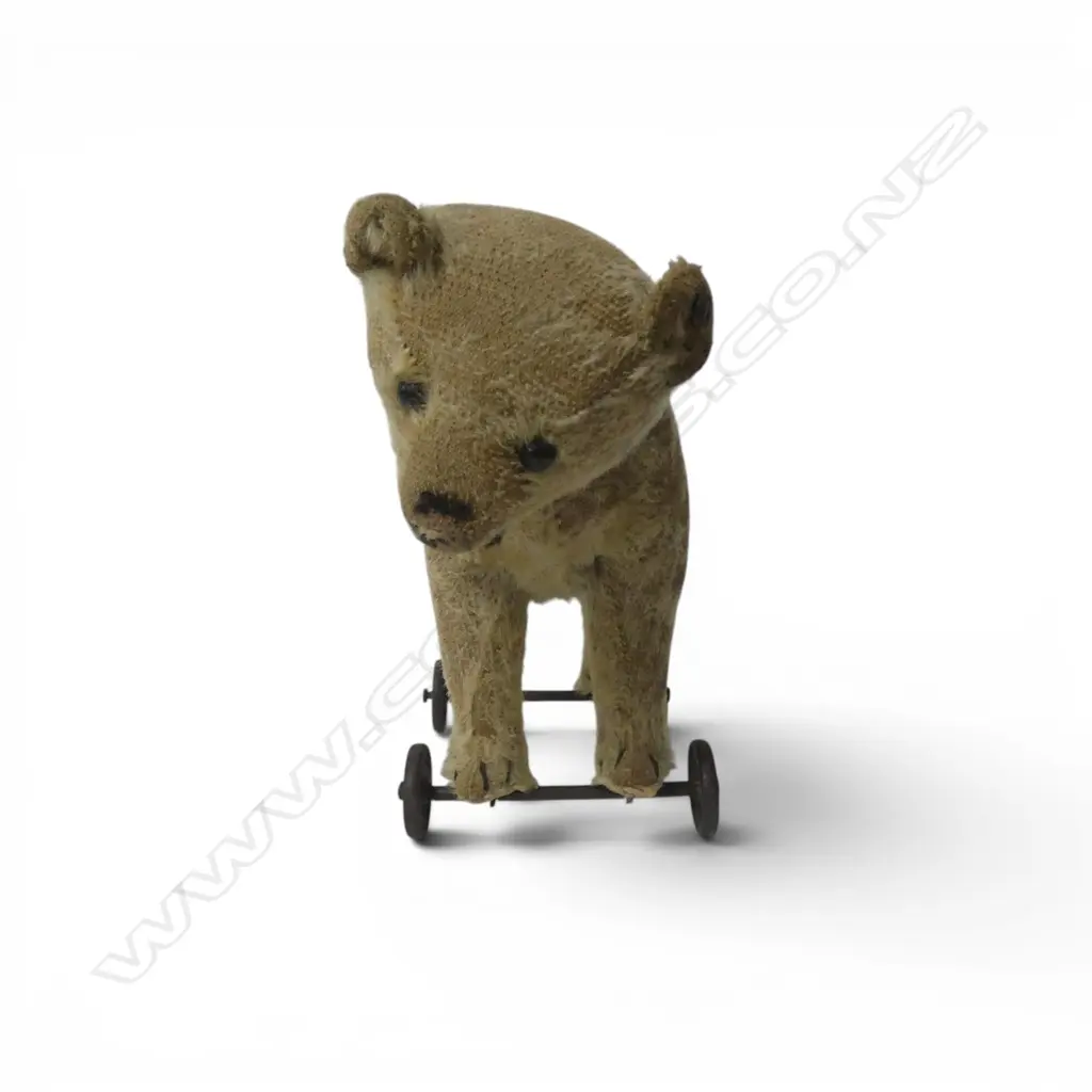 Vintage Steiff pull-along bear on wheels, Image 1++