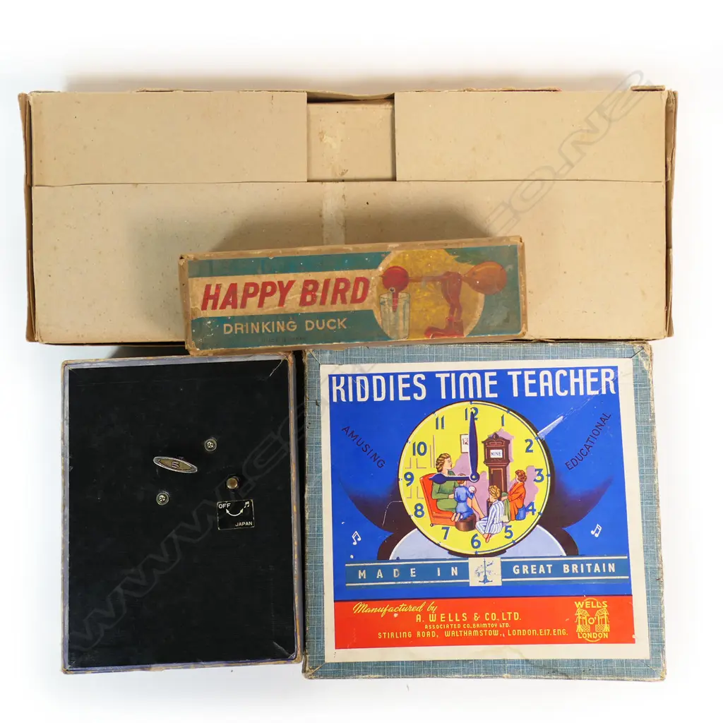 Four vintage boxed toys, Image 1++