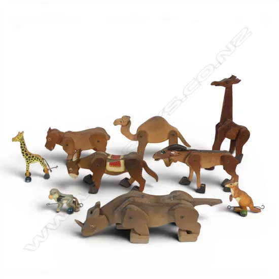 Six wooden animals,