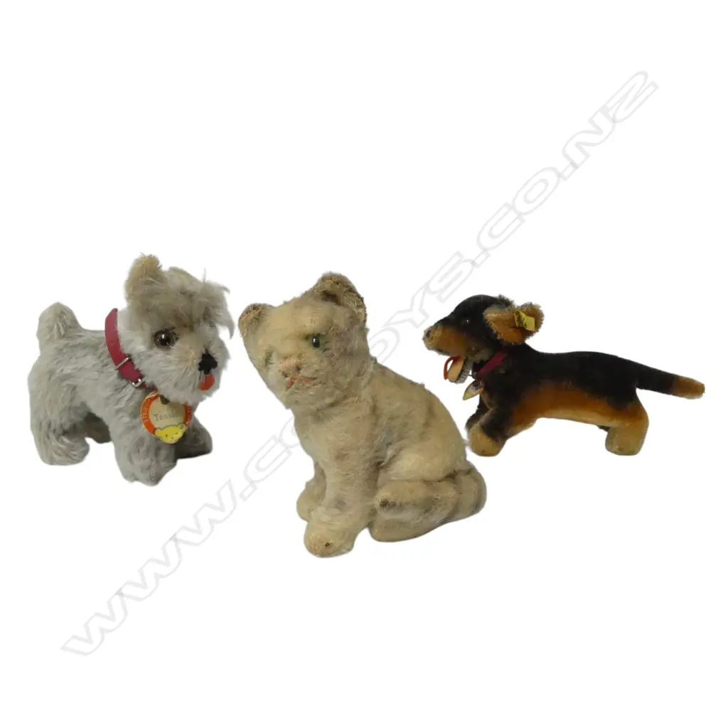 Three vintage soft toy tagged Steiff animals, Image 1++