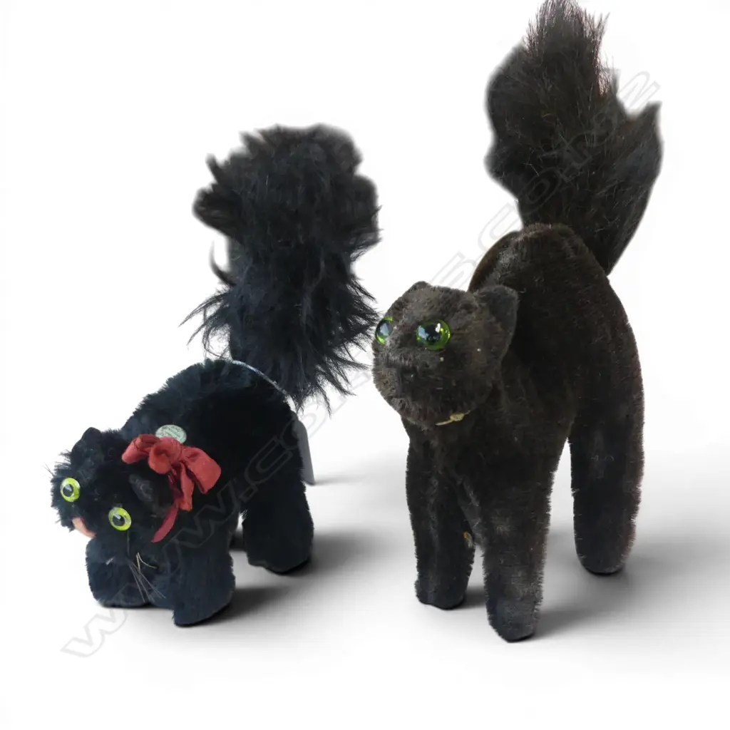 Two vintage tagged soft toy startled cats, Image 1++