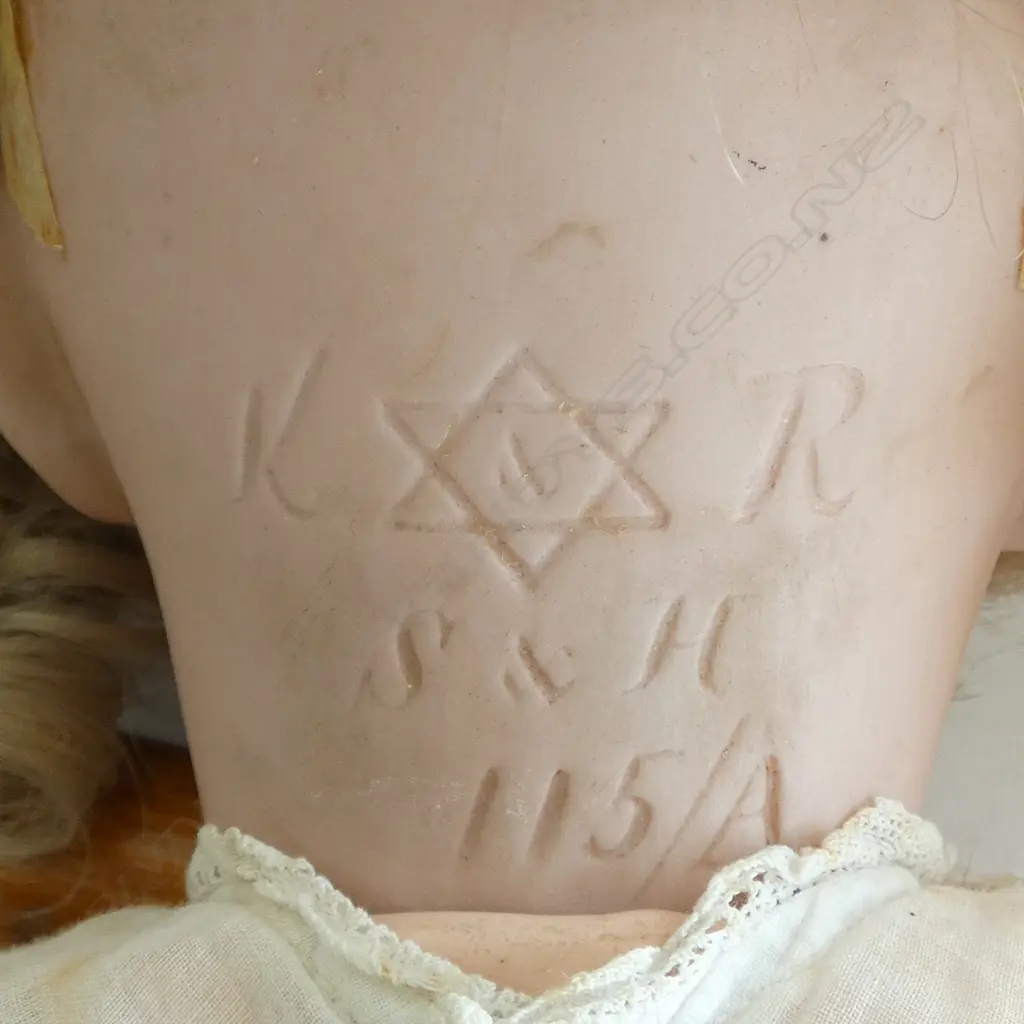 Kammer and Reinhardt china sleepy doll, Image 1++