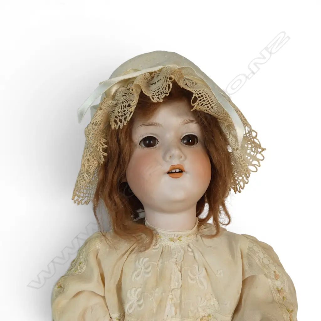 Vintage German made Armand Marseille doll, Image 1++