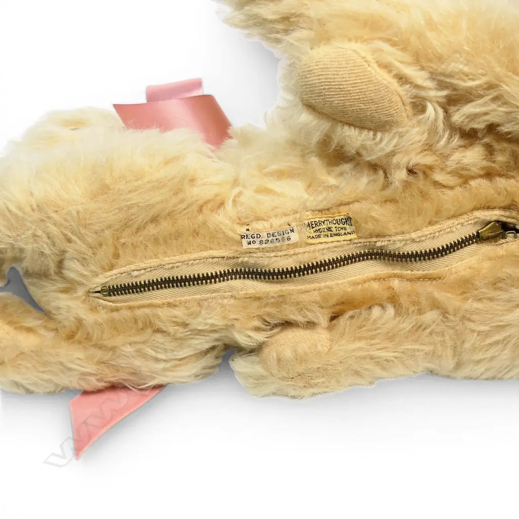 Merrythought cat pyjama case, Image 1++