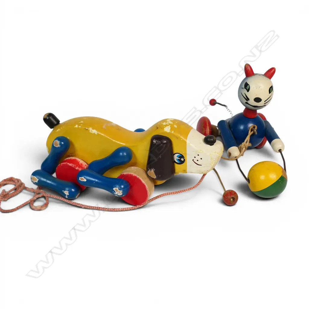 Two vintage wooden pull-toys; Peter Pup and Cat with ball, Image 1++