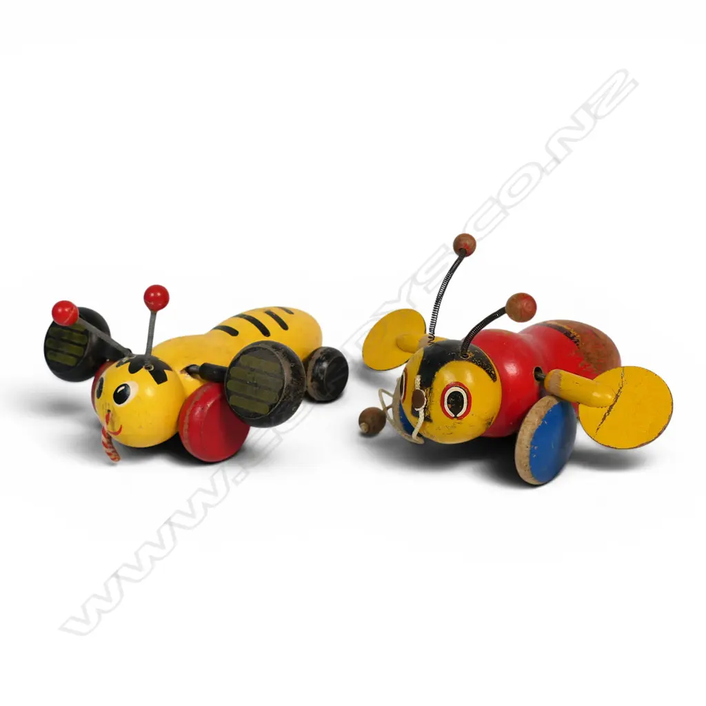 Two vintage wooden pull-along toys; Wasp and Buzzy Bee, Image 1++