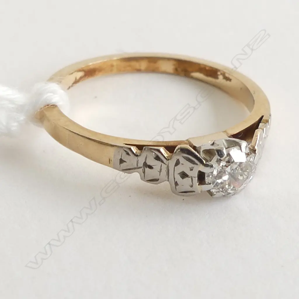(86) 18CT GOLD & OLD CUT DIAMOND 0.20CT RING Image 1++