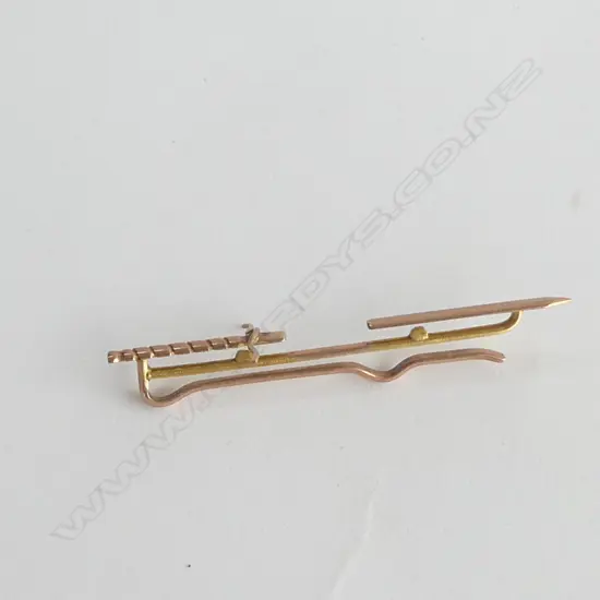 FNS 9ct SWORD TIE SLIDE 3.67gms by F. N. Stratton of Auckland