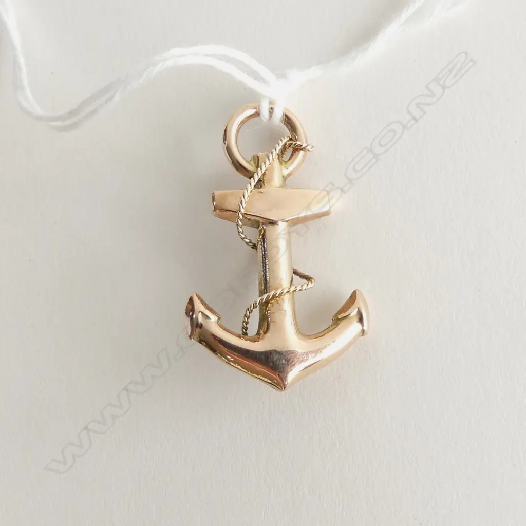 9CT ROSE GOLD FOULED ANCHOR BROOCH 1.52gm Image 1++