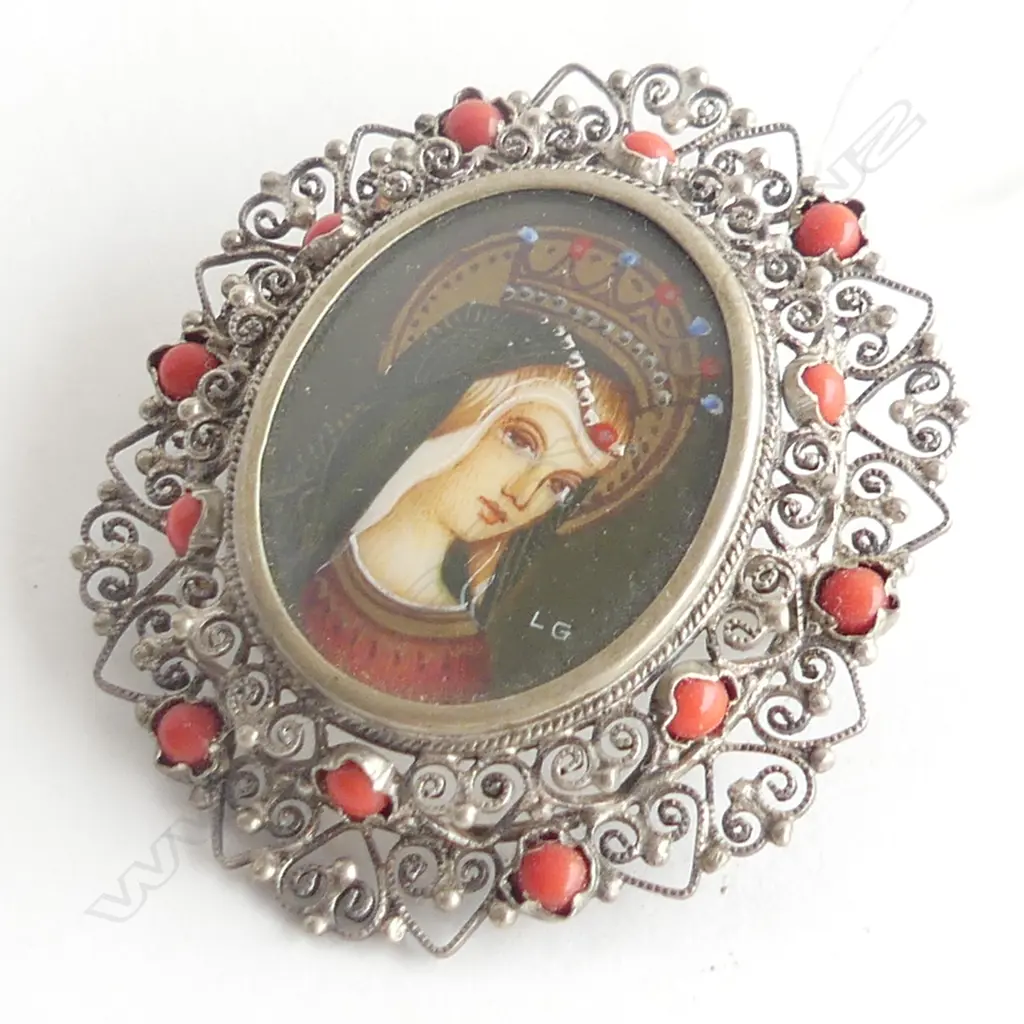 HAND PAINTED MINIATURE (possibly on ivory) IN SILVER FRAME Image 1++
