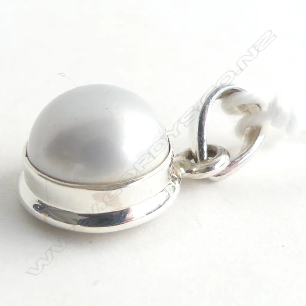 925 SILVER & PEARL PENDANT Image 1++