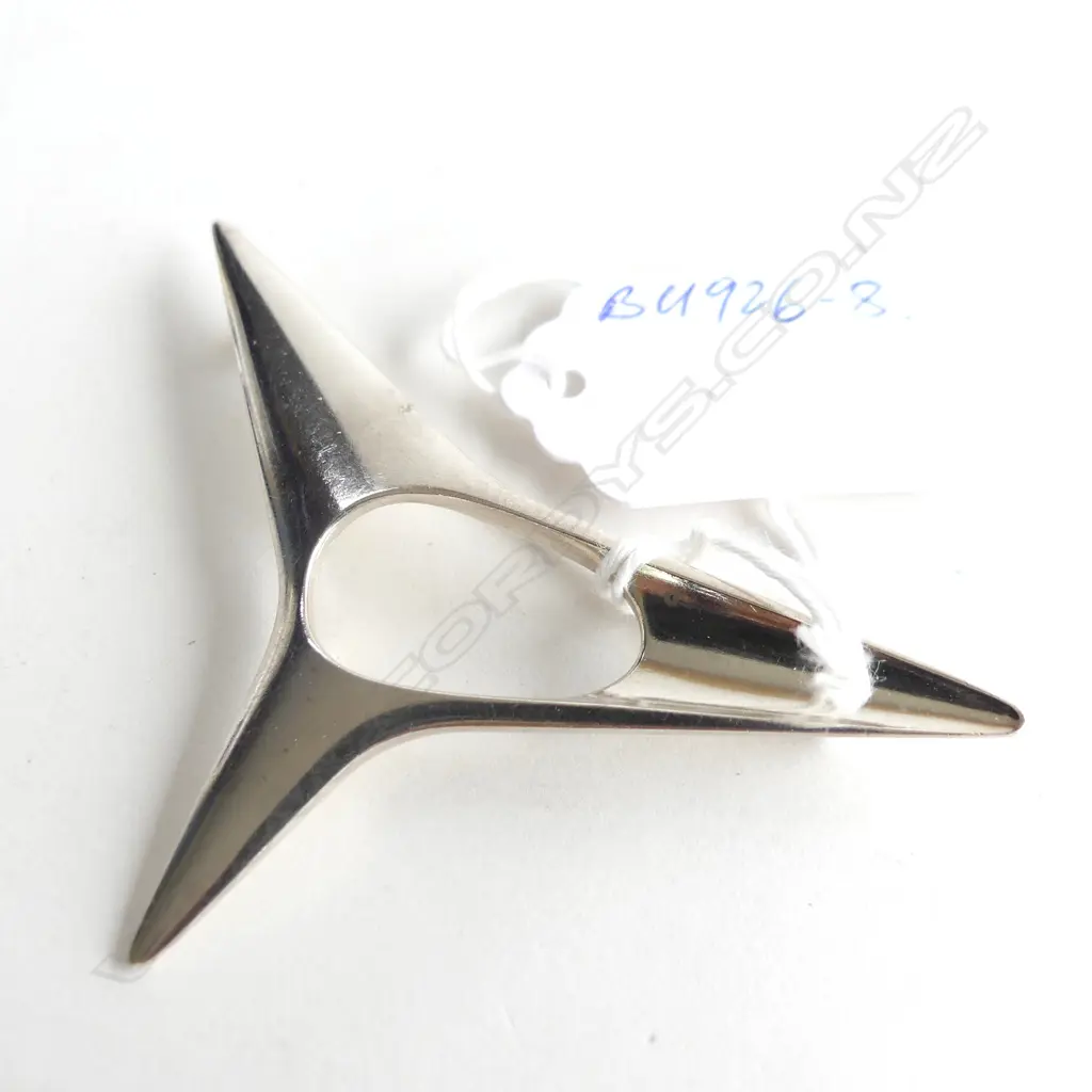 GEORG JENSEN #342 MODERNIST SILVER BROOCH 3 pointed star form. Stamped marks Image 1++