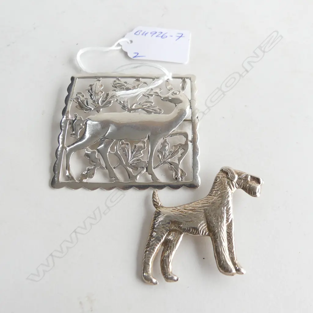 2 STYLISH STERLING BROOCHES: MODERNIST DEER +AIREDALE DOG BROOCH Image 1++